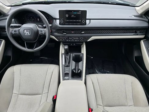 Used 2025 Honda Accord SE image 35