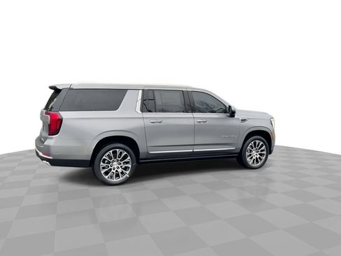 New 2026 GMC Yukon XL Denali w/ Denali Reserve Package AWD/4WD image 8