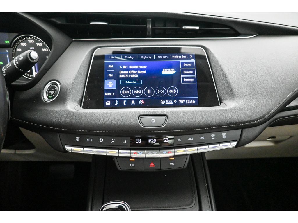 Certified 2023 Cadillac XT4 Premium Luxury AWD/4WD image 17