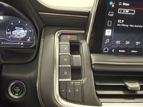 Used 2022 GMC Yukon XL SLT w/ SLT Premium Package AWD/4WD image 38