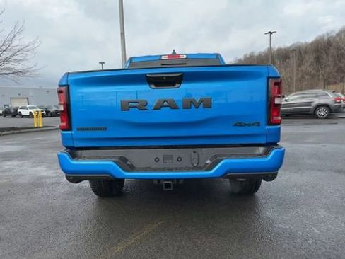 New 2026 RAM 1500 4x4 Crew Cab image 7