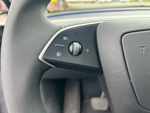 Used 2026 Tesla Model Y Long Range AWD/4WD image 23