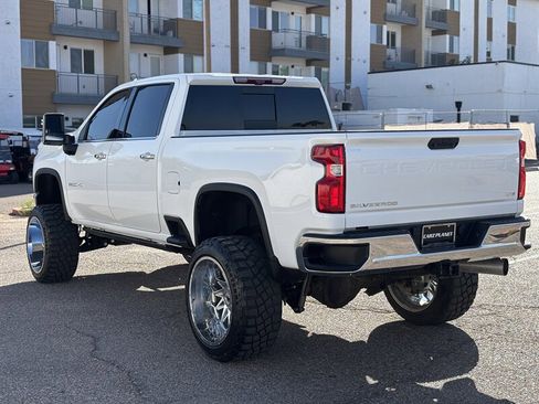 Used 2023 Chevrolet Silverado 2500 LTZ w/ LTZ Premium Package image 6