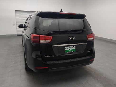 Used 2017 Kia Sedona EX FWD image 6