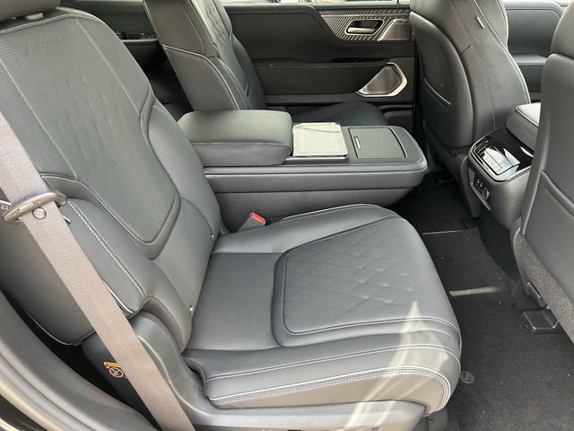 New 2027 INFINITI QX80 Autograph w/ Premium Cargo Package AWD/4WD image 15