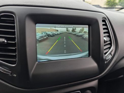 Used 2020 Jeep Compass Latitude w/ Safety & Security Group FWD image 22