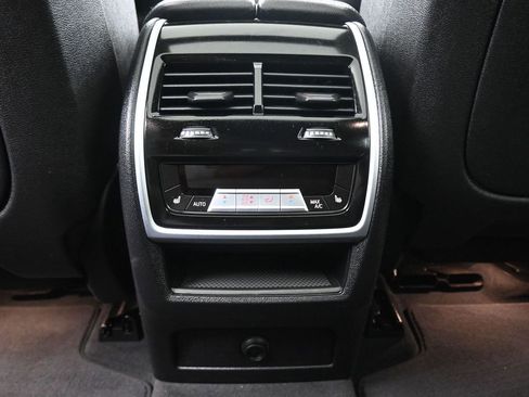 Used 2020 BMW X5 xDrive40i w/ Premium Package image 34