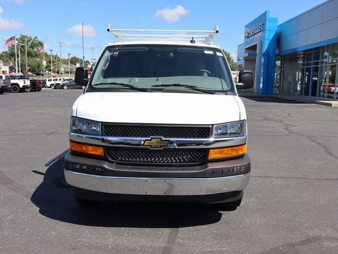 New 2025 Chevrolet Express 2500 w/ Driver Convenience Package image 24