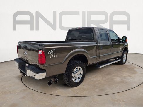 Used 2015 Ford F250 XLT w/ XLT Premium Package AWD/4WD image 10