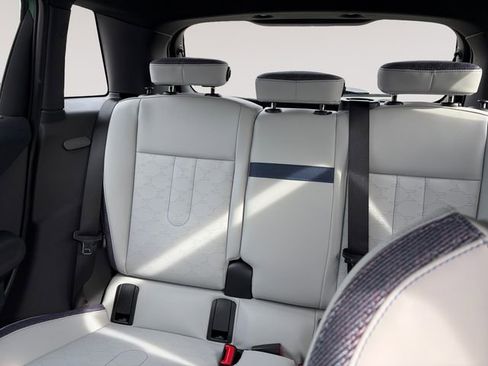 New 2026 MINI Cooper 4-Door Hardtop FWD image 13
