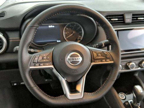 Certified 2021 Nissan Versa SR w/ Trunk Package image 14