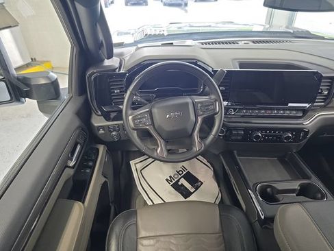 Certified 2025 Chevrolet Silverado 2500 ZR2 AWD/4WD image 12