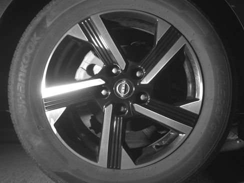 Used 2025 Nissan Sentra SV image 14