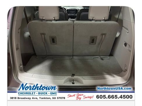 Used 2017 GMC Acadia SLT image 23