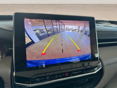 Used 2025 Jeep Compass Limited AWD/4WD image 26