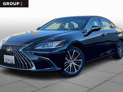 Used 2024 Lexus ES 300h w/ Premium Package