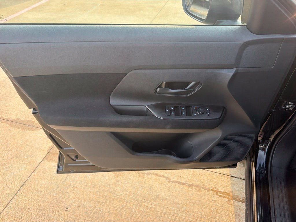 Used 2026 Nissan Kicks S FWD image 12