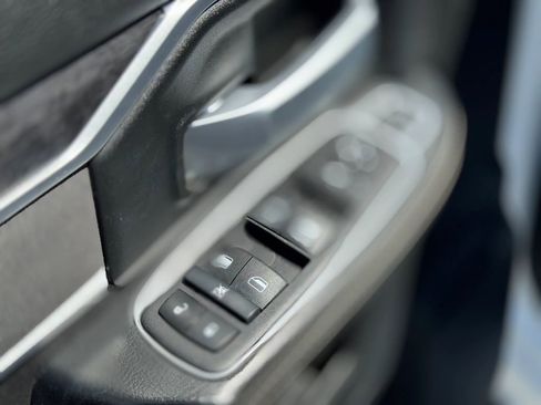 Used 2024 RAM 2500 Big Horn image 18