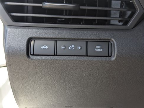 New 2026 Nissan Altima 2.5 SR FWD image 29