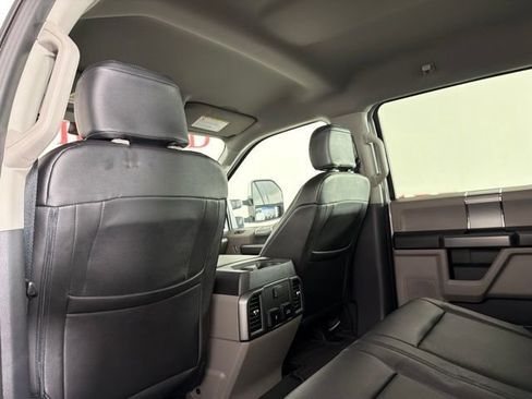 Used 2021 Ford F250 XLT w/ XLT Premium Package AWD/4WD image 14