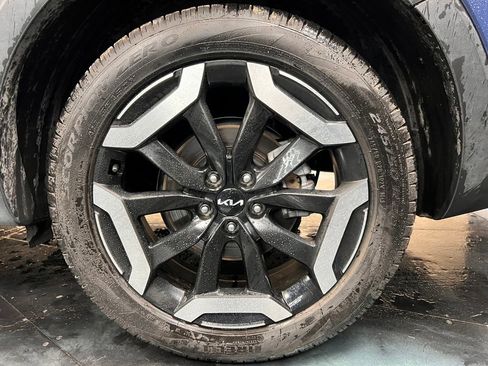Used 2025 Kia Telluride S AWD/4WD image 29