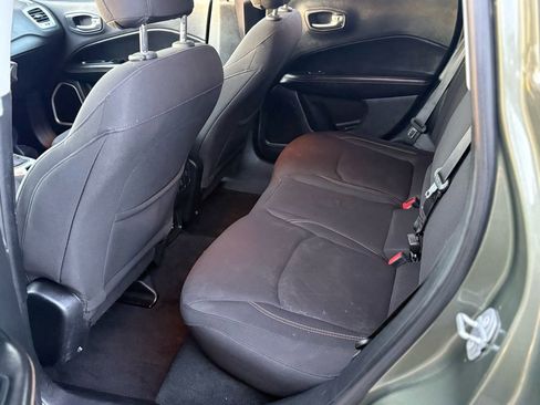 Used 2018 Jeep Compass Sport image 13