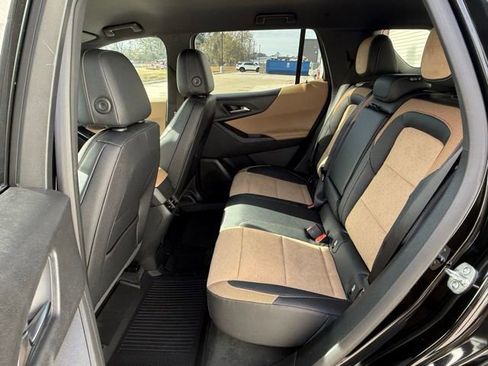 New 2026 Chevrolet Equinox ACTIV AWD/4WD image 16