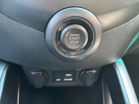 Used 2015 Hyundai Veloster Turbo image 30