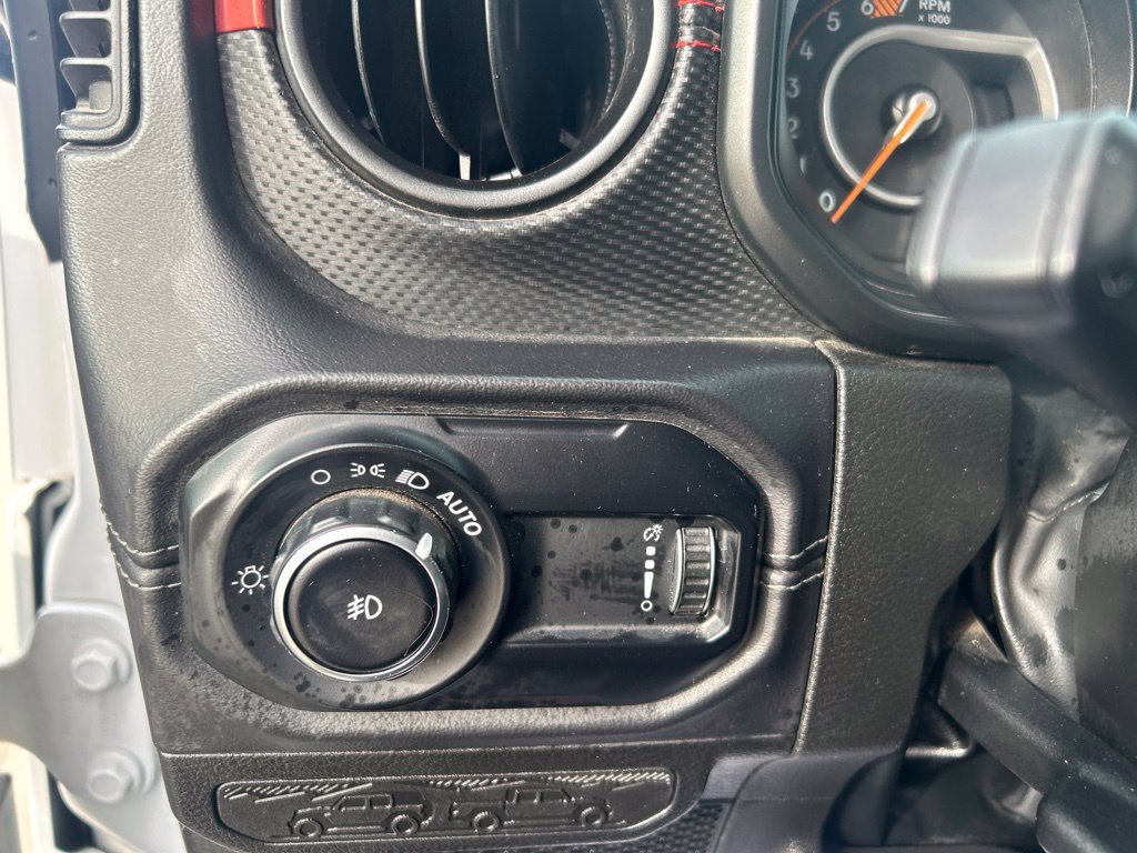 Used 2025 Jeep Wrangler Unlimited Rubicon AWD/4WD image 20
