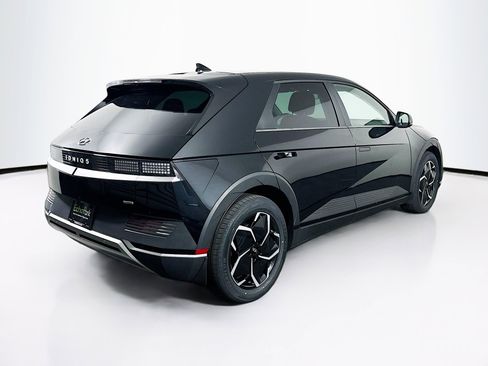 Used 2024 Hyundai Ioniq 5 SE AWD/4WD image 9