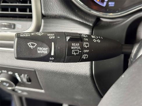 Used 2020 Jeep Grand Cherokee Limited image 22