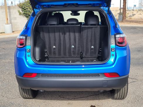 New 2026 Jeep Compass Latitude image 27