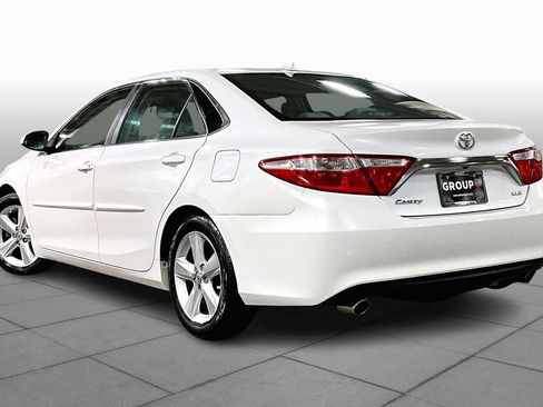 Used 2015 Toyota Camry XLE image 11