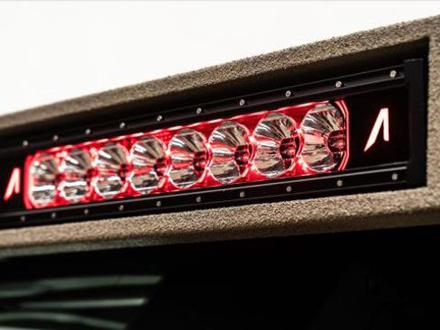 Used 2025 Jeep Gladiator Sport image 9