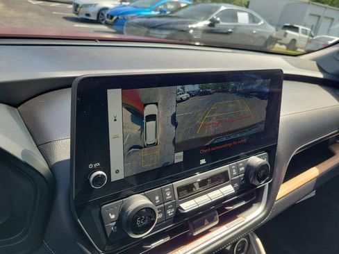 Used 2025 Toyota Grand Highlander FWD image 20
