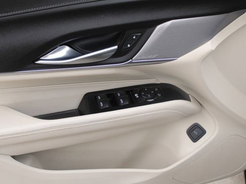 Used 2020 Cadillac CT4 Luxury w/ Sun And Sound Package image 19