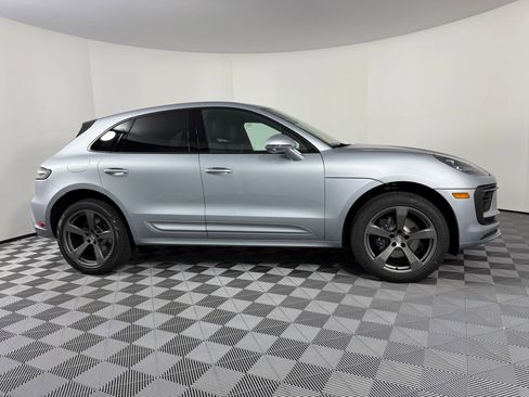 Certified 2026 Porsche Macan AWD/4WD image 8