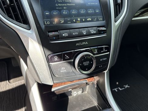 Used 2018 Acura TLX V6 w/ Technology Package FWD image 31