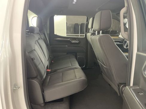 Used 2023 GMC Sierra 1500 Elevation image 27