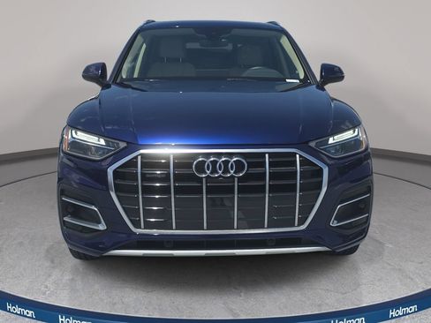 Used 2023 Audi Q5 Premium w/ Premium Plus Package AWD/4WD image 3