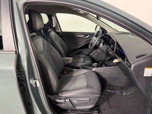 Used 2023 Kia Niro Wind w/ Wind Preserve Package image 19