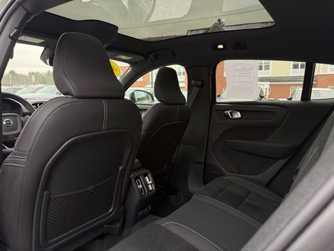 Certified 2023 Volvo C40 P8 Recharge Plus w/ Climate Package image 29