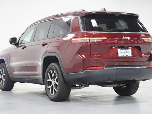 Used 2024 Jeep Grand Cherokee L Limited w/ Luxury Tech Group II AWD/4WD image 11