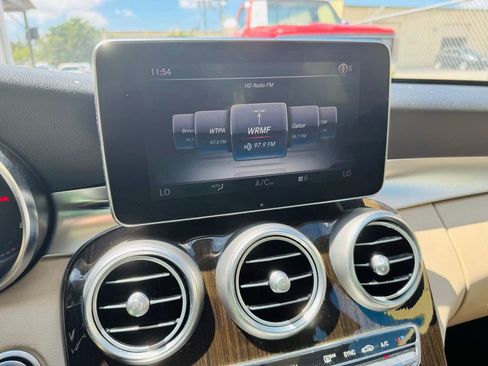 Used 2018 Mercedes-Benz C 300 Sedan w/ Multimedia Package image 19