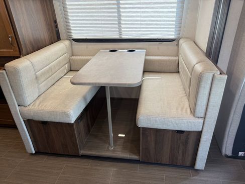 Used 2019 Mercedes-Benz Sprinter 170 image 55