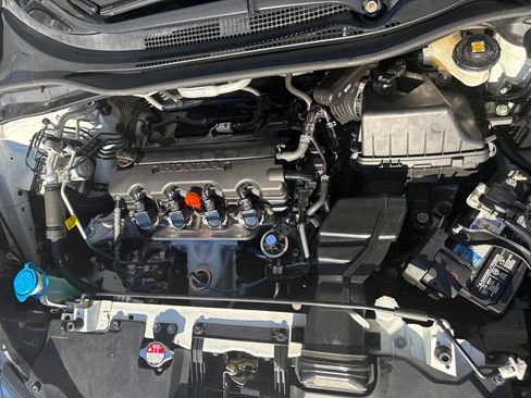 Used 2022 Honda HR-V LX image 28