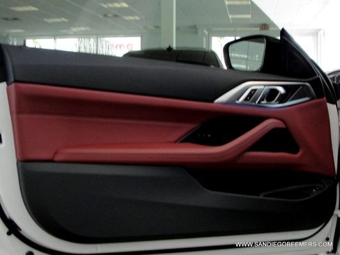 Used 2024 BMW M440i Coupe w/ Premium Package image 21