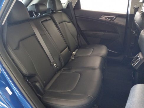 Certified 2023 Kia Sportage EX FWD image 16