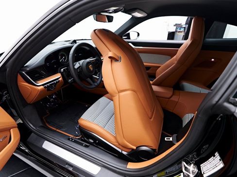 Used 2024 Porsche 911 Carrera S image 54