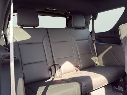 Used 2022 Chevrolet Tahoe LT image 15